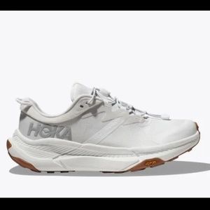 HOKA Transport in white